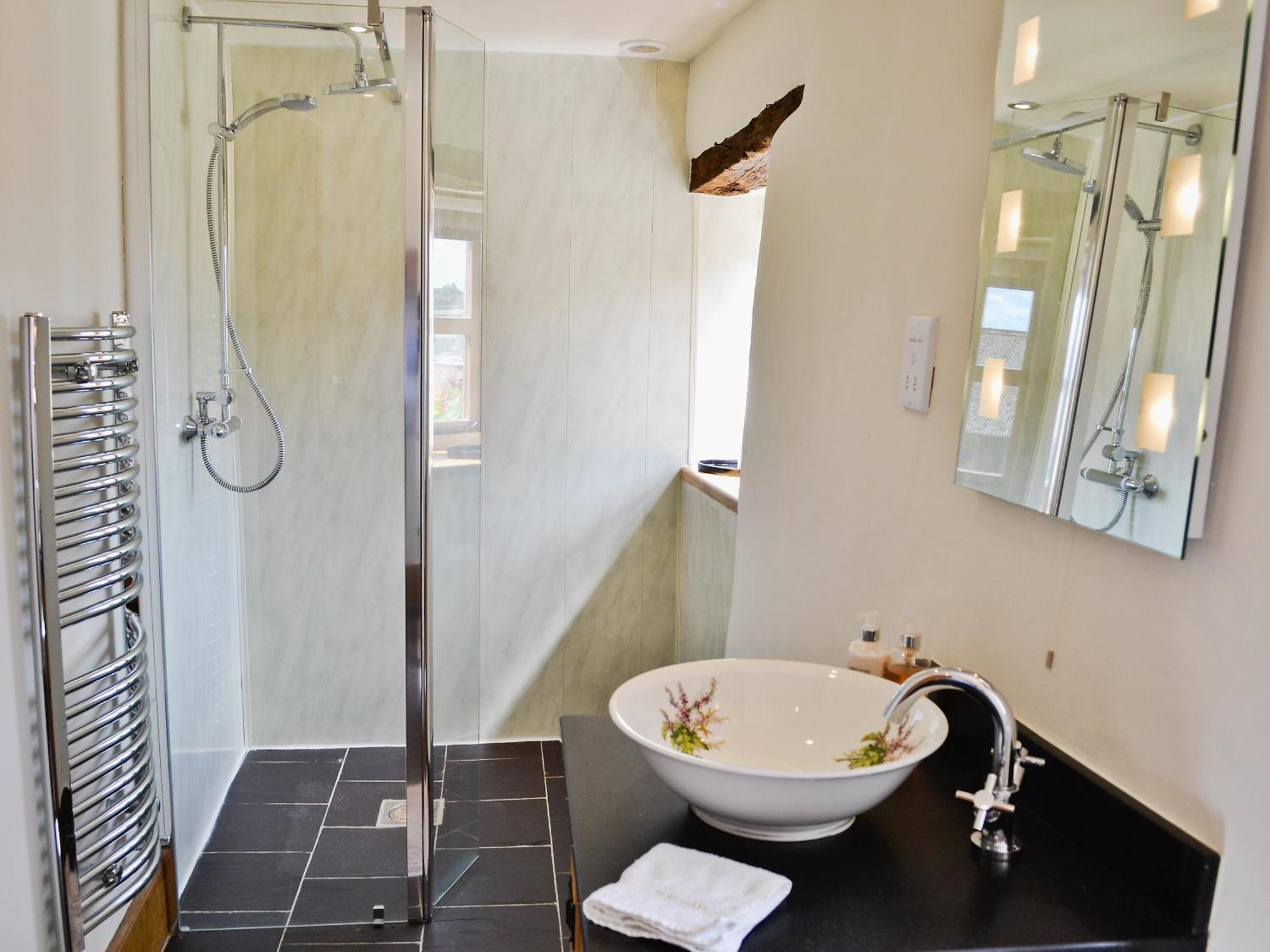 Tre Fardre Villa Kinmel Exterior photo